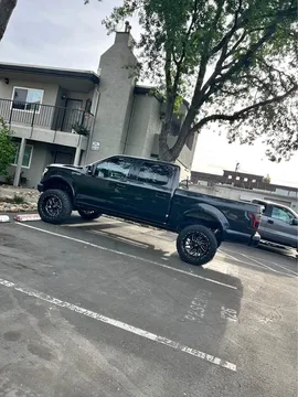 2015 Ford F150 Lariat Supercrew Cab
