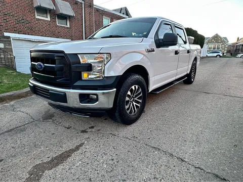2015 Ford F-150 SuperCrew Cab XL