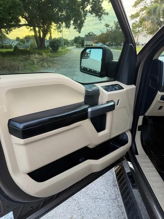 2015 Ford F-150 13th Gen - Image 10 of 17