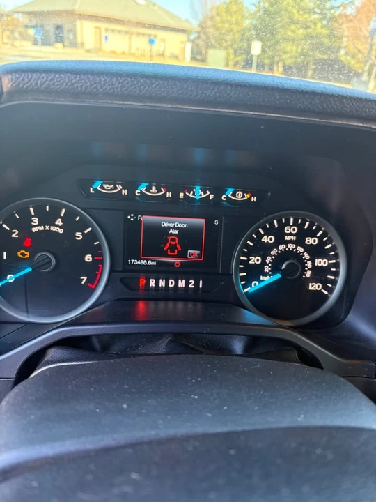 2015 Ford F-150 13th Gen - Image 5 of 10