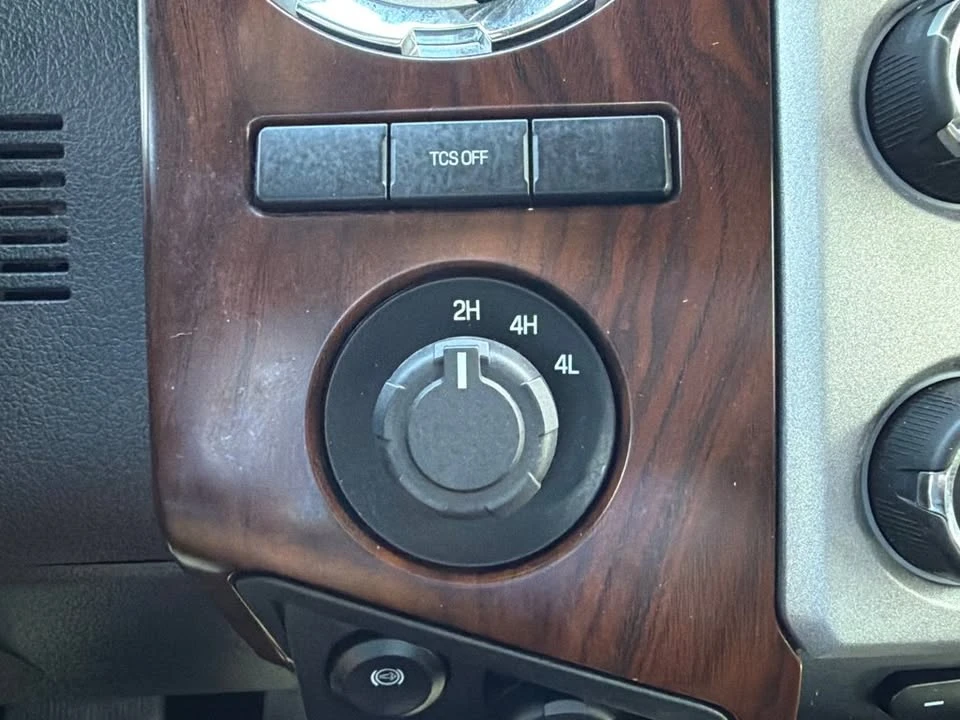2015 Ford Super Duty 3rd Gen - Image 16 of 17