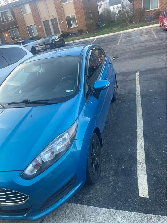 2015 Ford Fiesta - Image 2 of 4