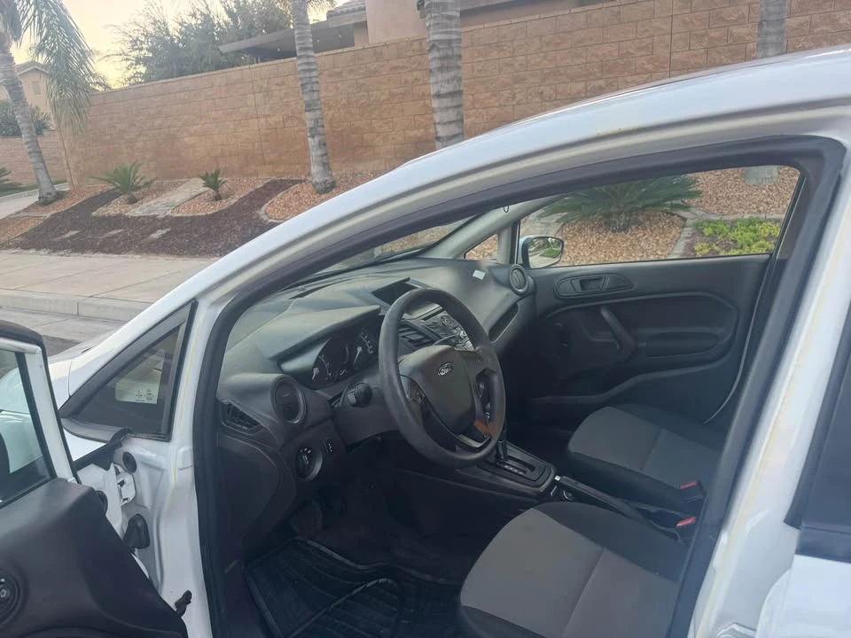 2015 Ford Fiesta - Image 7 of 10