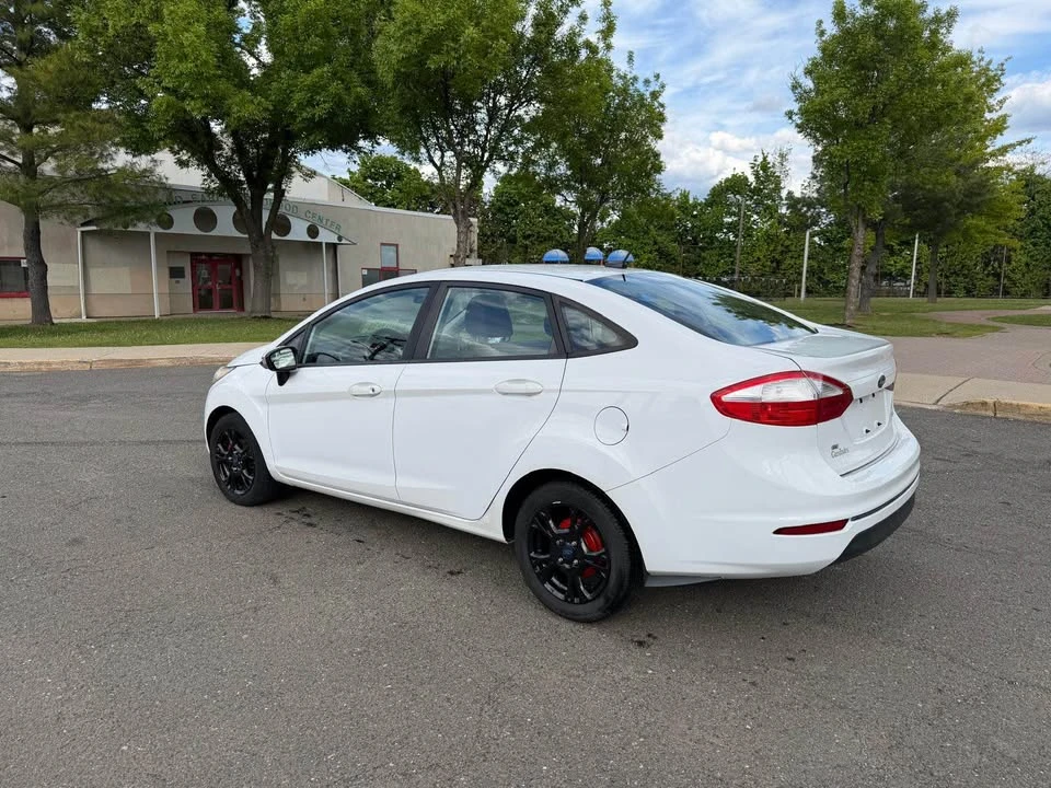 2015 Ford Fiesta - Image 3 of 13