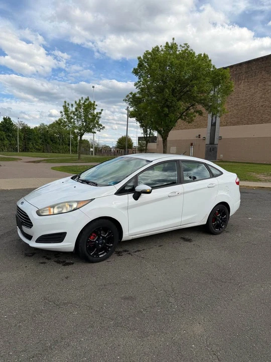2015 Ford Fiesta - Image 10 of 13