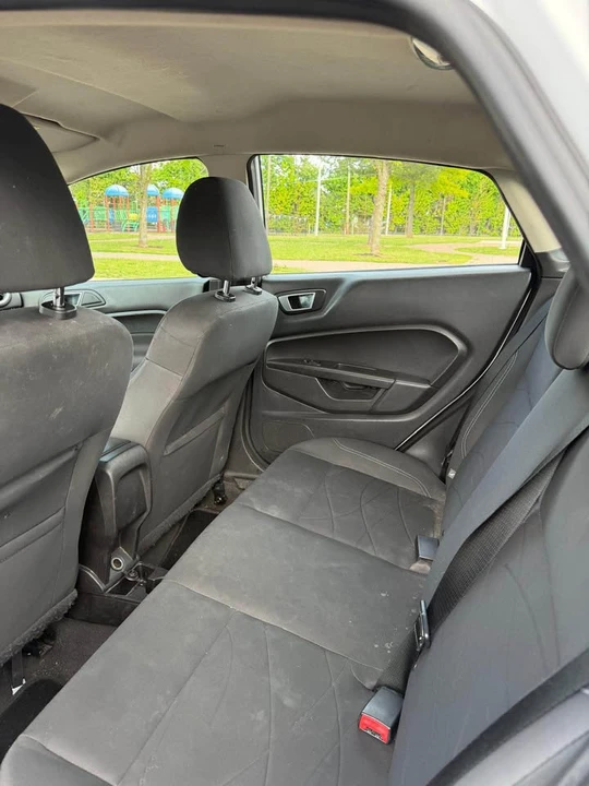 2015 Ford Fiesta - Image 5 of 13