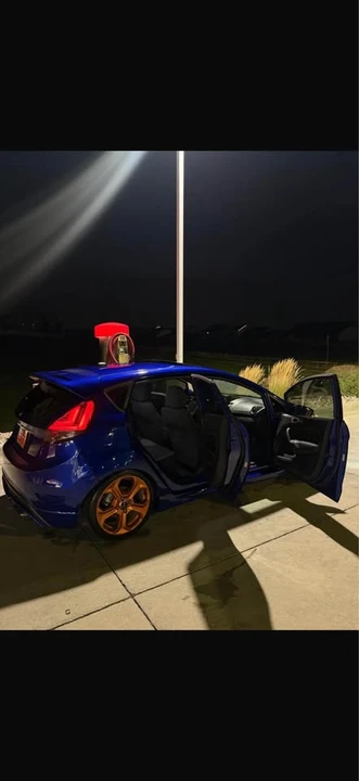 2015 Ford Fiesta - Image 5 of 8