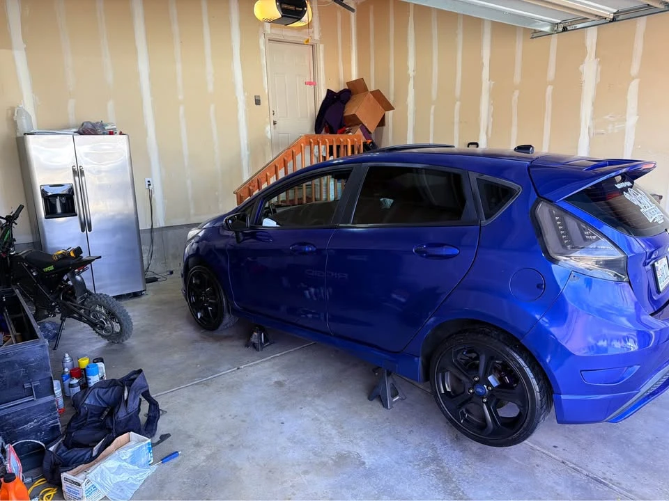 2015 Ford Fiesta - Image 2 of 8