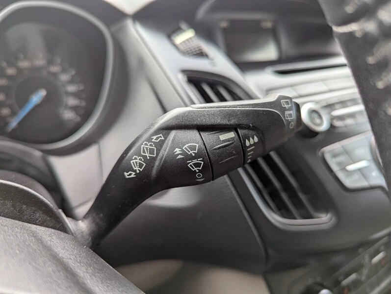 2015 Ford Focus 3rd Gen - Image 17 of 19