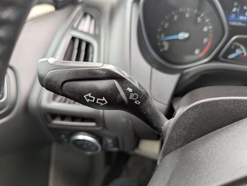 2015 Ford Focus 3rd Gen - Image 16 of 19