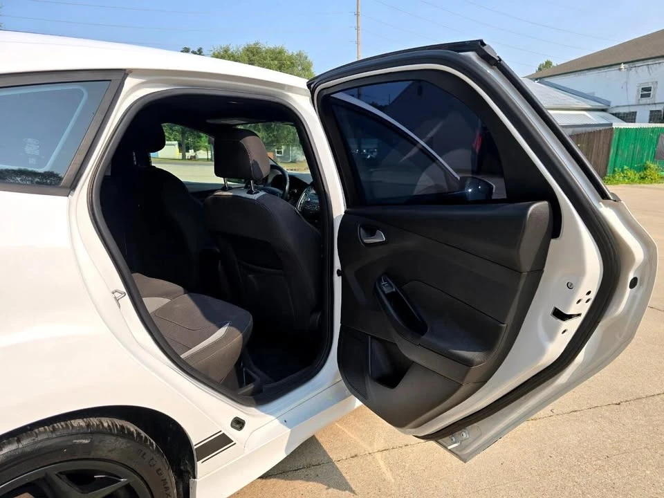 2015 Ford Focus 3rd Gen - Image 17 of 20