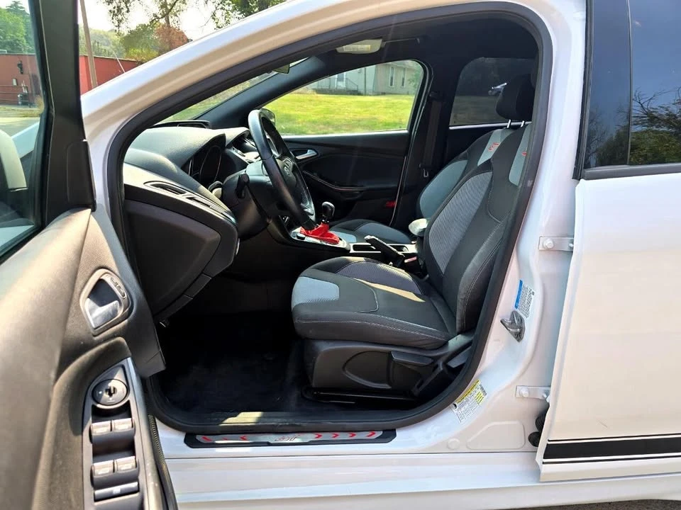 2015 Ford Focus 3rd Gen - Image 10 of 20