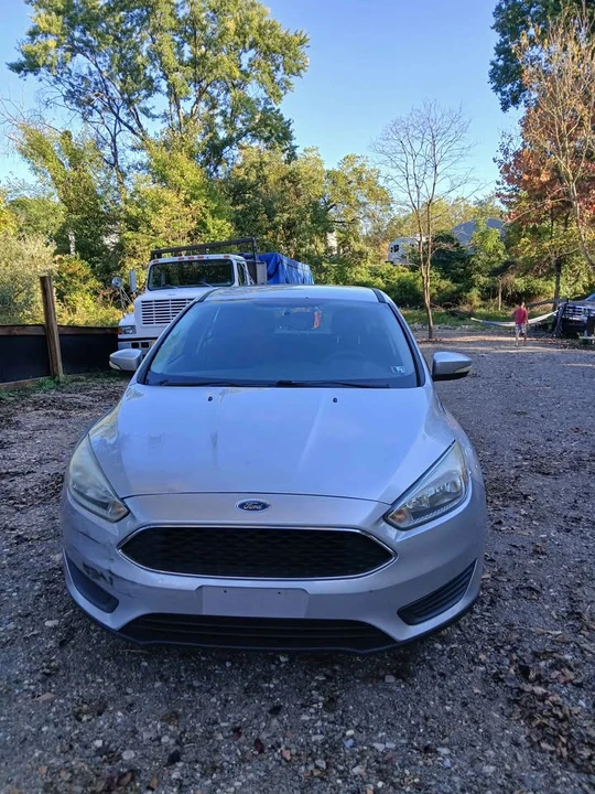 2015 Ford Focus 3rd Gen - Image 2 of 10