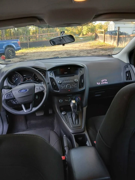 2015 Ford Focus 3rd Gen - Image 6 of 10