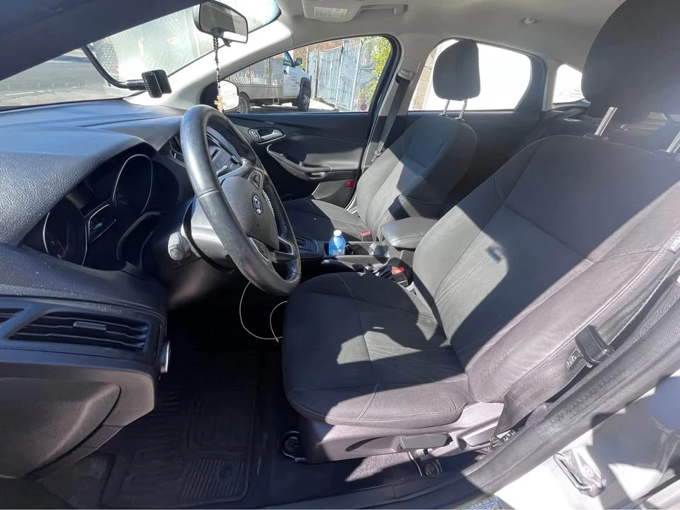 2015 Ford Focus 3rd Gen - Image 9 of 10
