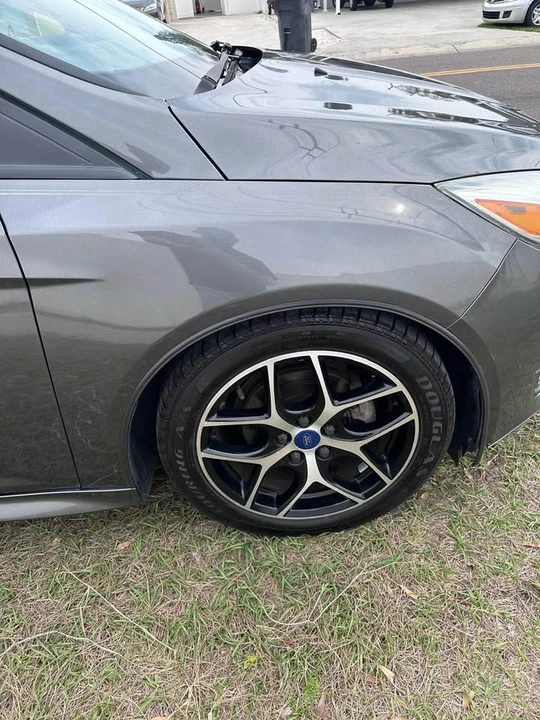 2015 Ford Focus 3rd Gen - Image 9 of 19