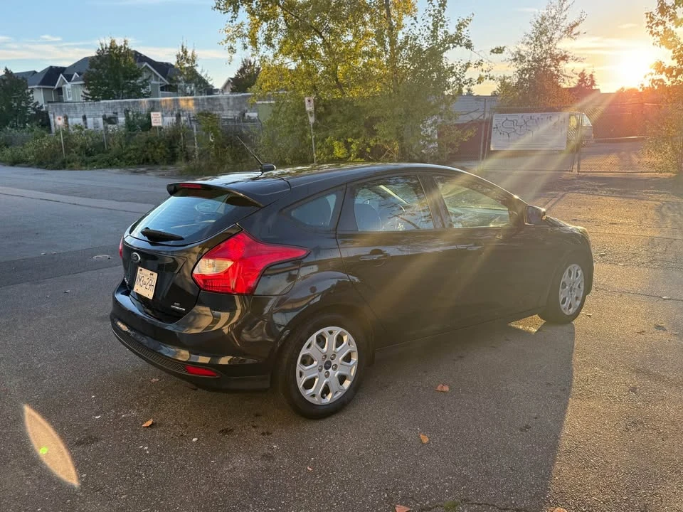 2015 Ford Focus 3rd Gen - Image 9 of 15