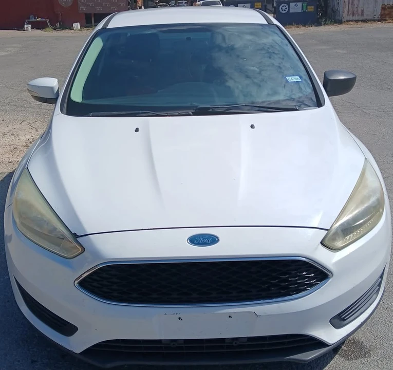 2015 Ford Focus 3rd Gen - Image 2 of 11