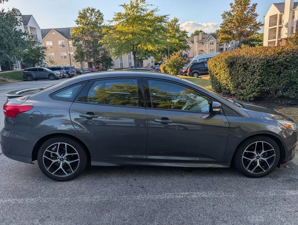 2015 Ford Focus 3rd Gen - Image 8 of 17