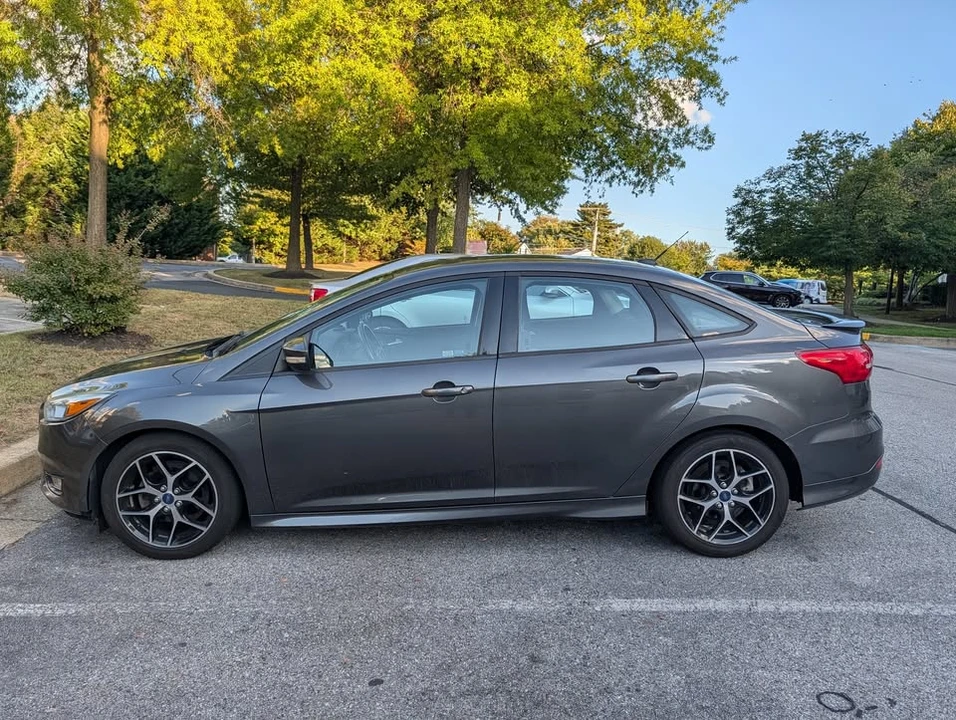 2015 Ford Focus 3rd Gen - Image 10 of 17