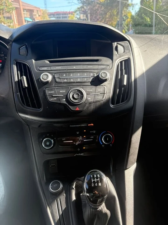 2015 Ford Focus 3rd Gen - Image 6 of 11