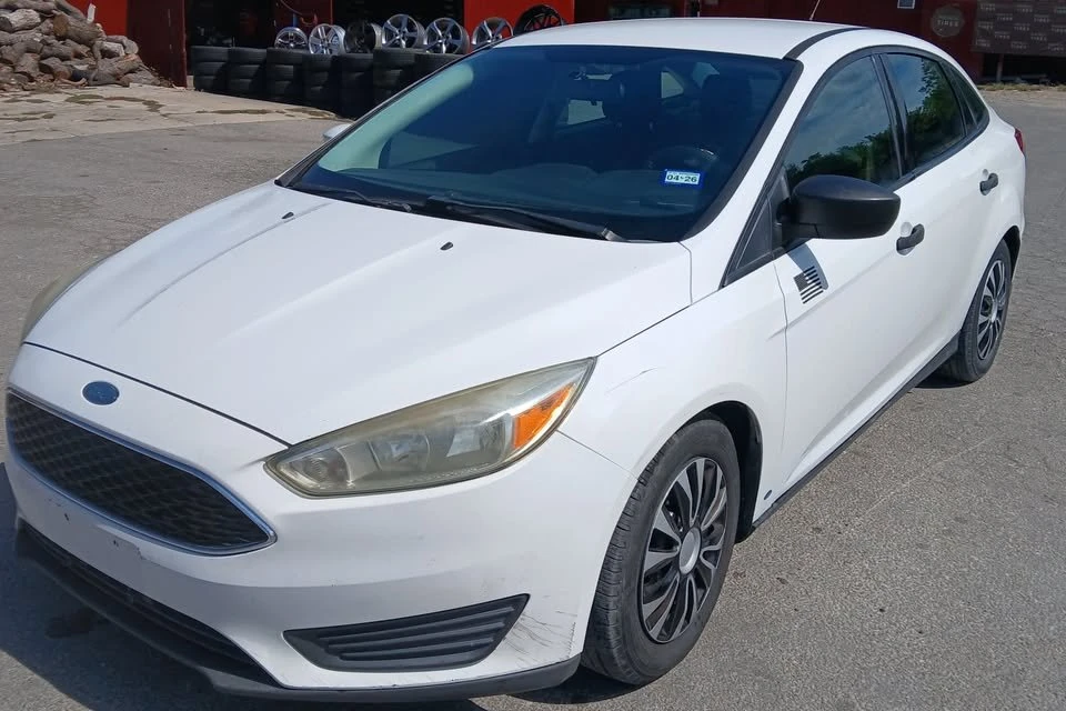 2015 Ford Focus 3rd Gen - Image 3 of 11