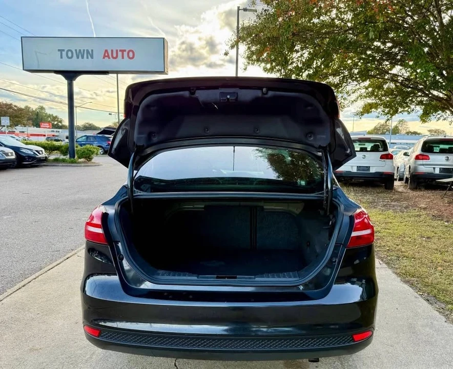 2015 Ford Focus 3rd Gen - Image 17 of 20