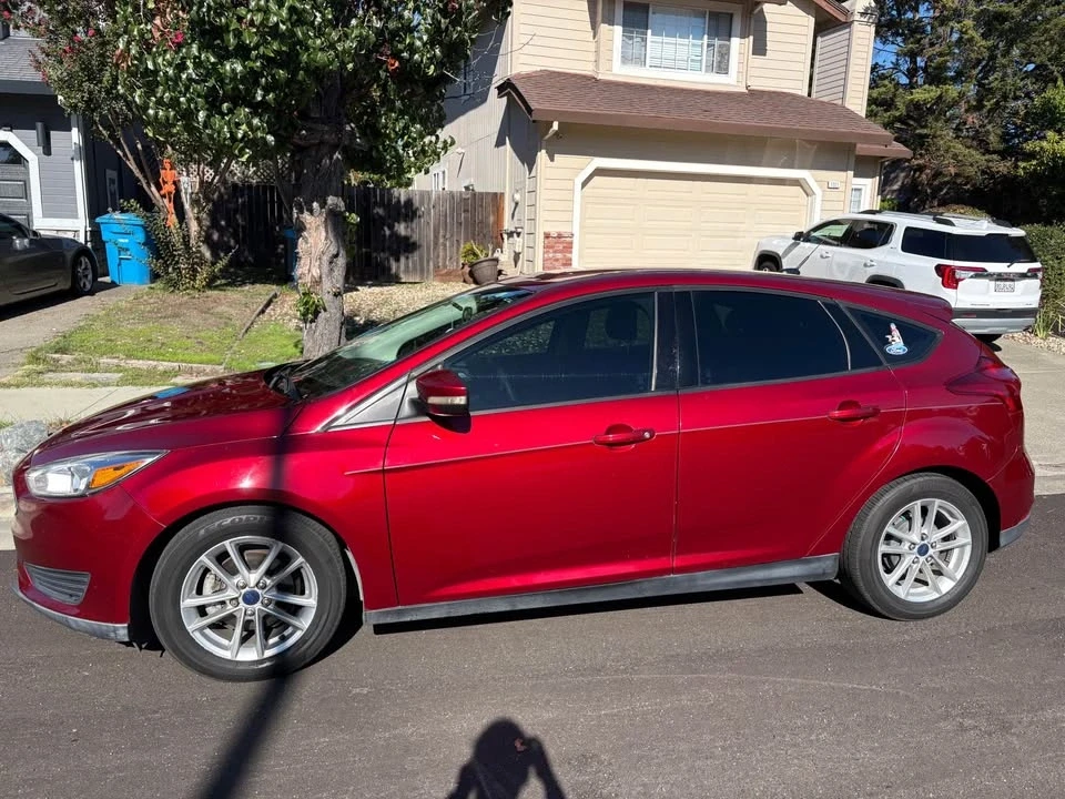 2015 Ford Focus 3rd Gen - Image 2 of 8