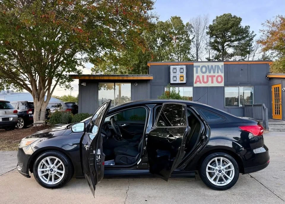 2015 Ford Focus 3rd Gen - Image 9 of 20