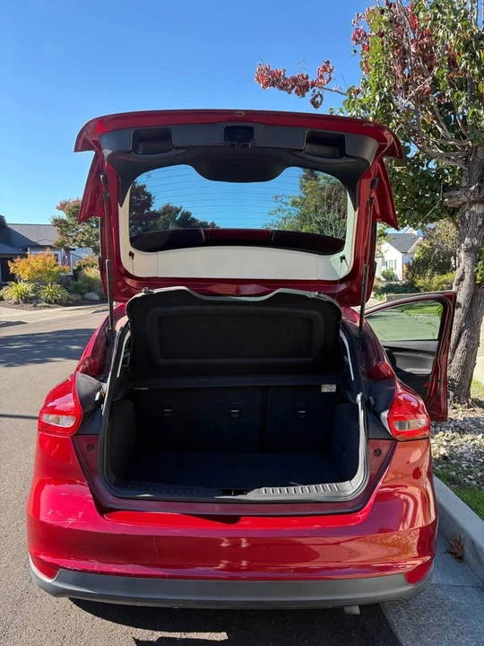 2015 Ford Focus 3rd Gen - Image 8 of 8