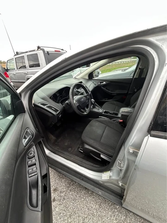 2015 Ford Focus 3rd Gen - Image 4 of 5