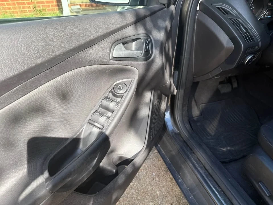 2015 Ford Focus 3rd Gen - Image 6 of 10