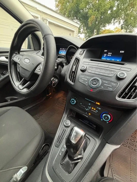 2015 Ford Focus 3rd Gen - Image 8 of 13