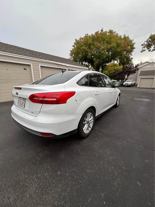 2015 Ford Focus 3rd Gen - Image 5 of 13