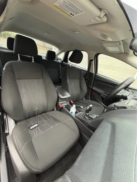 2015 Ford Focus 3rd Gen - Image 6 of 13