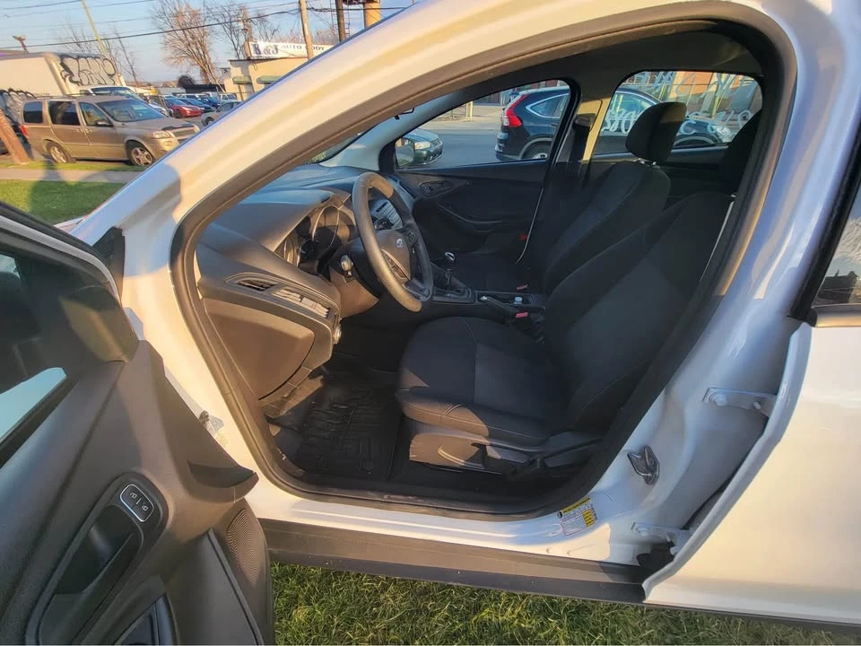 2015 Ford Focus 3rd Gen - Image 10 of 11
