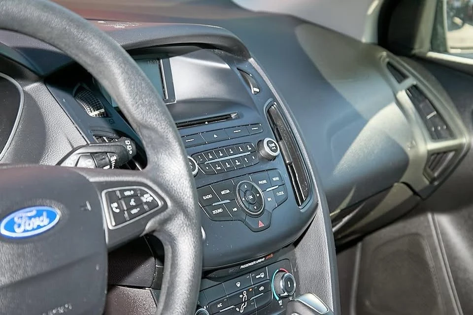 2015 Ford Focus 3rd Gen - Image 11 of 15