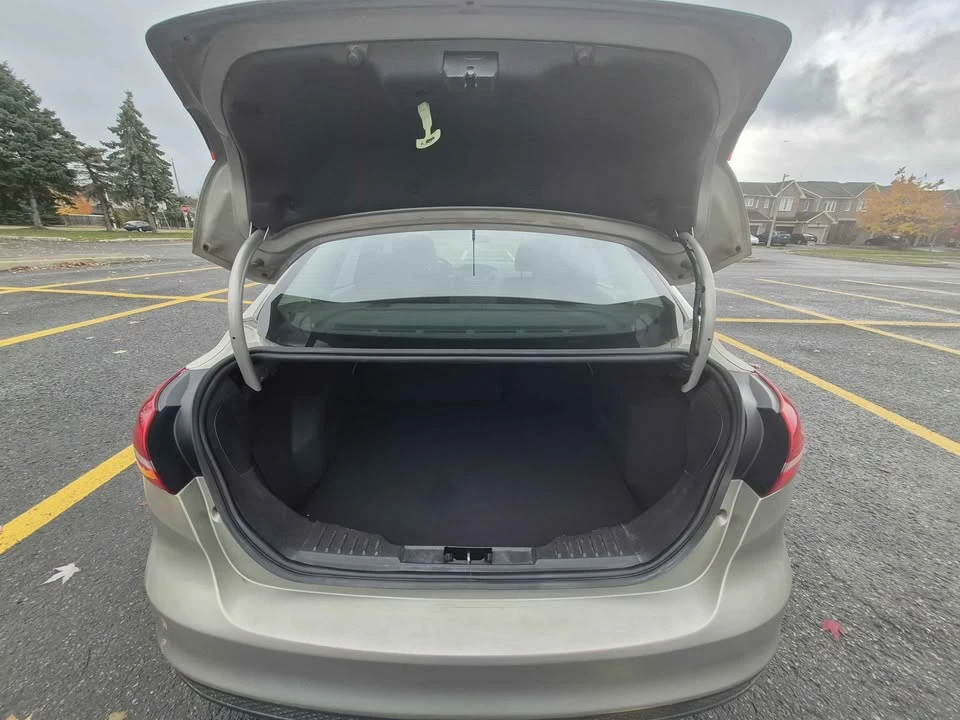 2015 Ford Focus 3rd Gen - Image 11 of 16