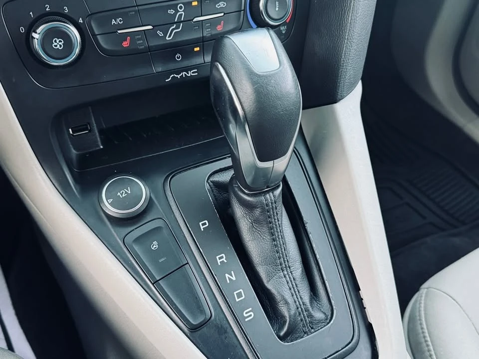 2015 Ford Focus 3rd Gen - Image 12 of 14