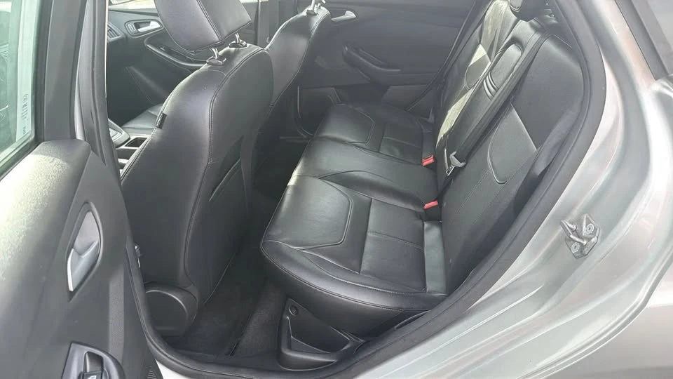 2015 Ford Focus 3rd Gen - Image 9 of 13