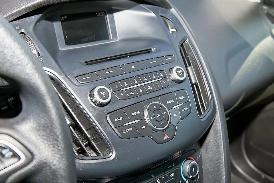 2015 Ford Focus 3rd Gen - Image 12 of 15
