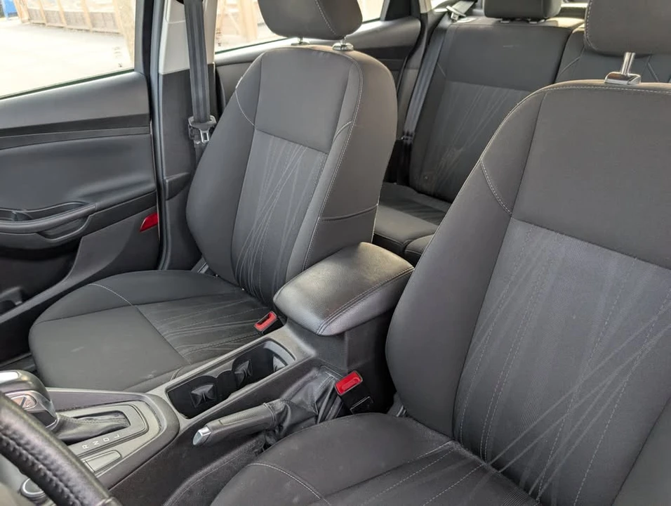 2015 Ford Focus 3rd Gen - Image 9 of 10