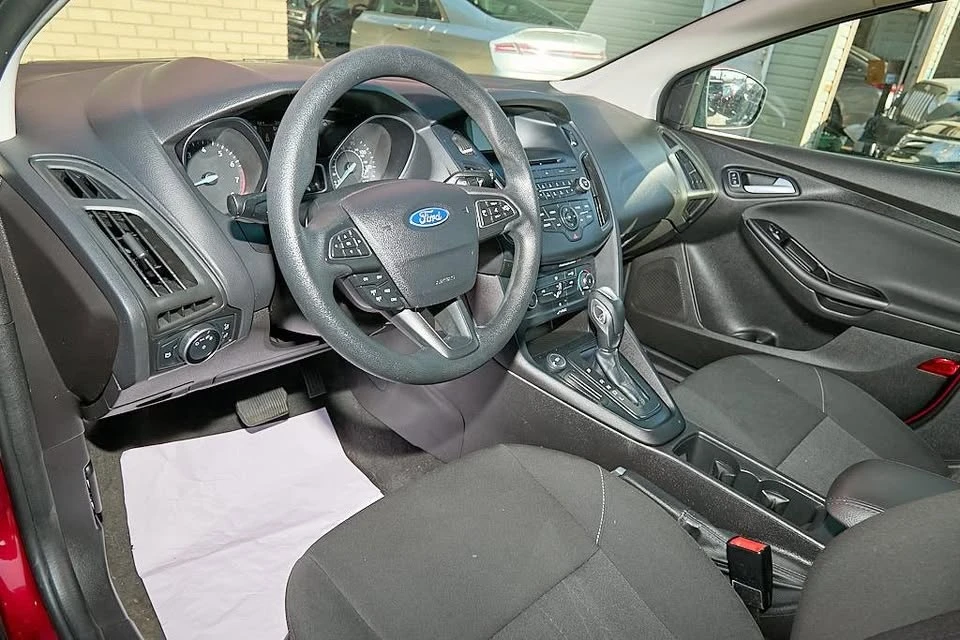 2015 Ford Focus 3rd Gen - Image 9 of 15
