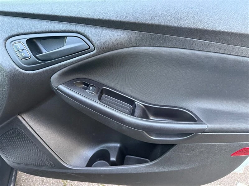 2015 Ford Focus 3rd Gen - Image 19 of 20