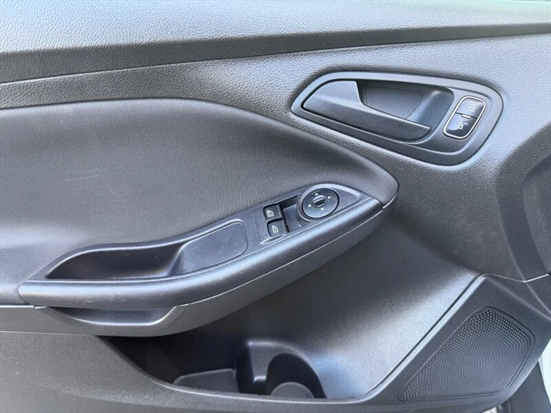 2015 Ford Focus 3rd Gen - Image 10 of 20