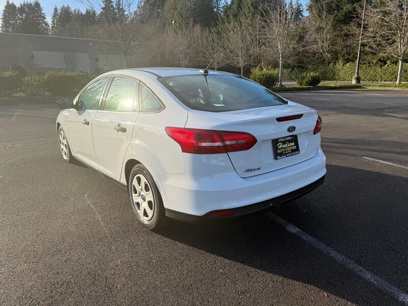 2015 Ford Focus 3rd Gen - Image 9 of 20