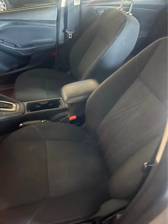 2015 Ford Focus 3rd Gen - Image 9 of 11