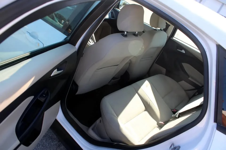2015 Ford Focus 3rd Gen - Image 12 of 20