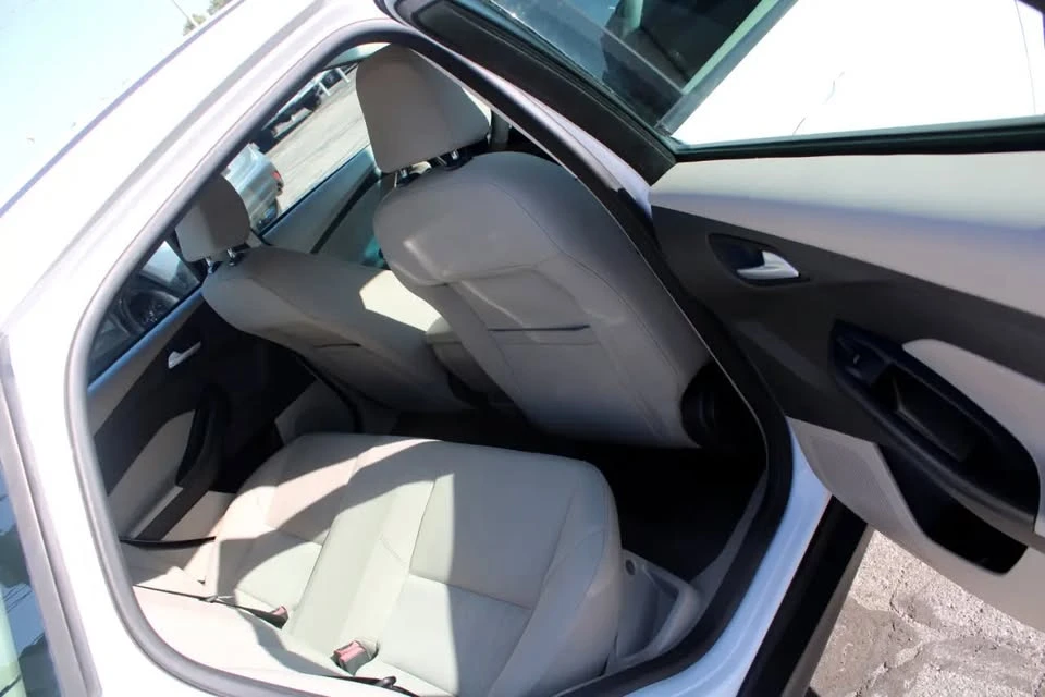 2015 Ford Focus 3rd Gen - Image 10 of 20