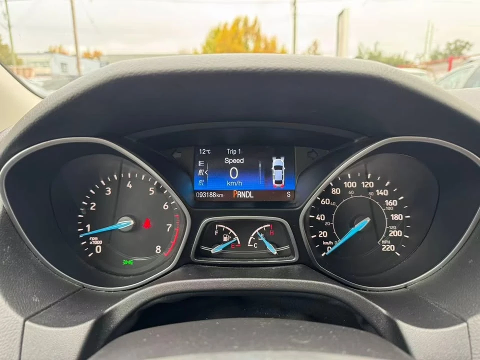 2015 Ford Focus 3rd Gen - Image 14 of 17